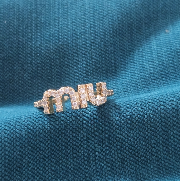 SPARKLE LOGO RING - Picture 6 of 9